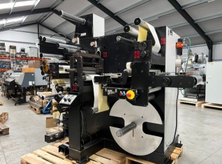Flexo and label printing machine